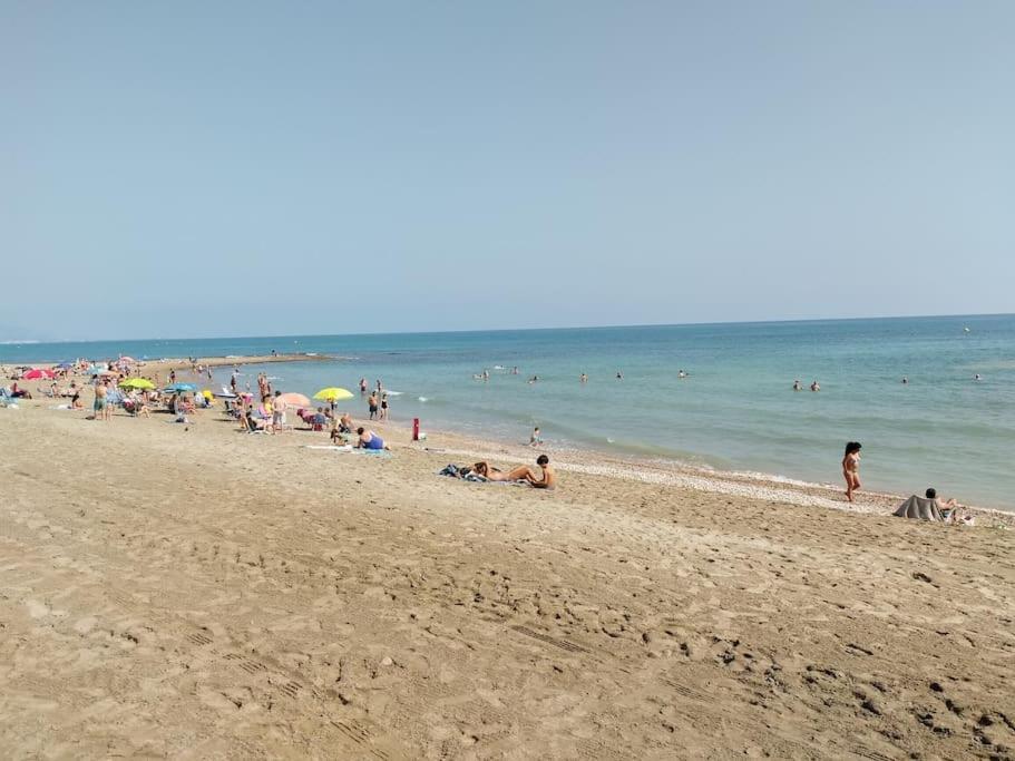 Primera Linea De Playa, Pies En La Arena, Marina D'Or Magic Word El Borseral Exterior foto